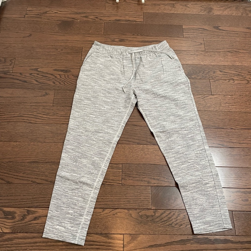 Lululemon jet crop slim